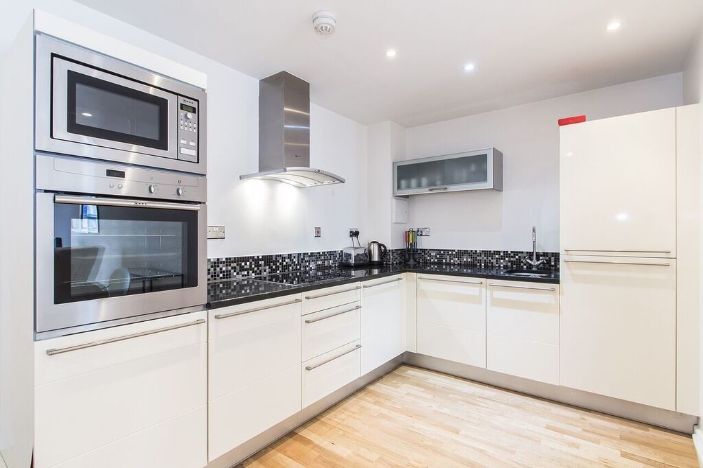 Images for ABILITY PLACE  37 MILLHARBOUR E14 9DF EAID:3f40363ad7e221028e9eb5ef1708ea31 BID:1