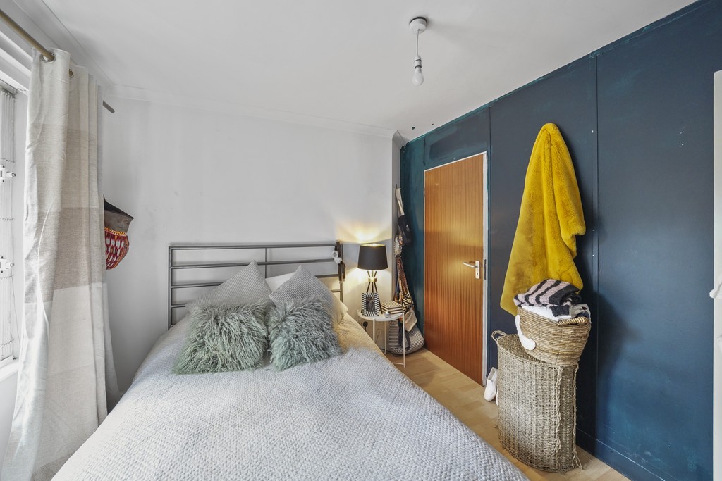 Images for 129 Back Church Lane London E1 EAID:3f40363ad7e221028e9eb5ef1708ea31 BID:1