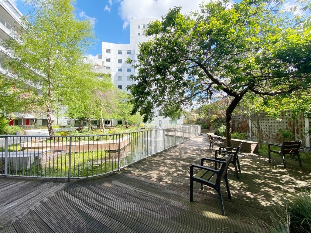 Images for Vermillion 30 Barking Road London E16 1EQ EAID:3f40363ad7e221028e9eb5ef1708ea31 BID:1