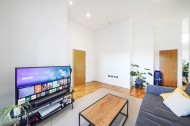 Images for GILES COURT TABERNACLE GARDENS E2 7DZ