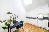 Images for GILES COURT TABERNACLE GARDENS E2 7DZ