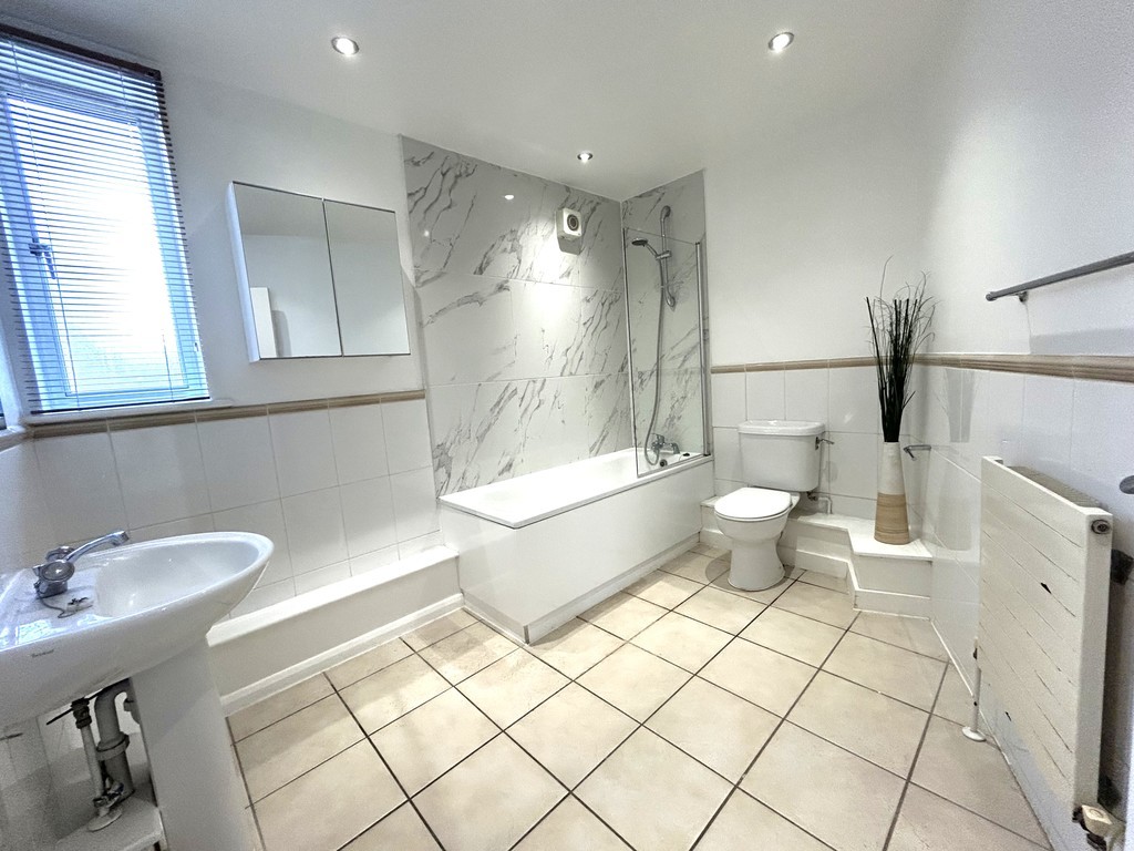 Images for Gatehouse Gunmakers Lane London E3 5PE EAID:3f40363ad7e221028e9eb5ef1708ea31 BID:1