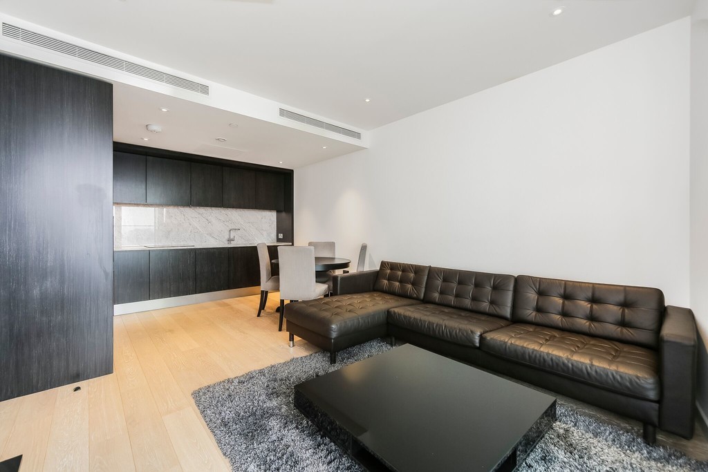 Images for CHARRINGTON TOWER BISCAYNE AVENUE E14 9BE EAID:3f40363ad7e221028e9eb5ef1708ea31 BID:1