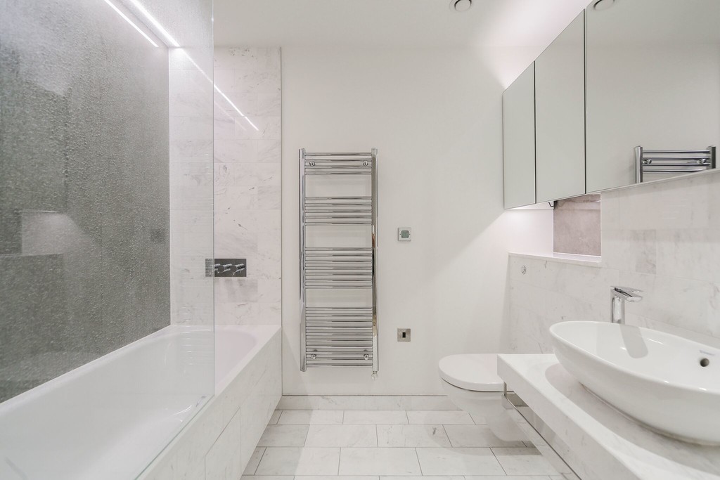 Images for CHARRINGTON TOWER BISCAYNE AVENUE E14 9BE EAID:3f40363ad7e221028e9eb5ef1708ea31 BID:1