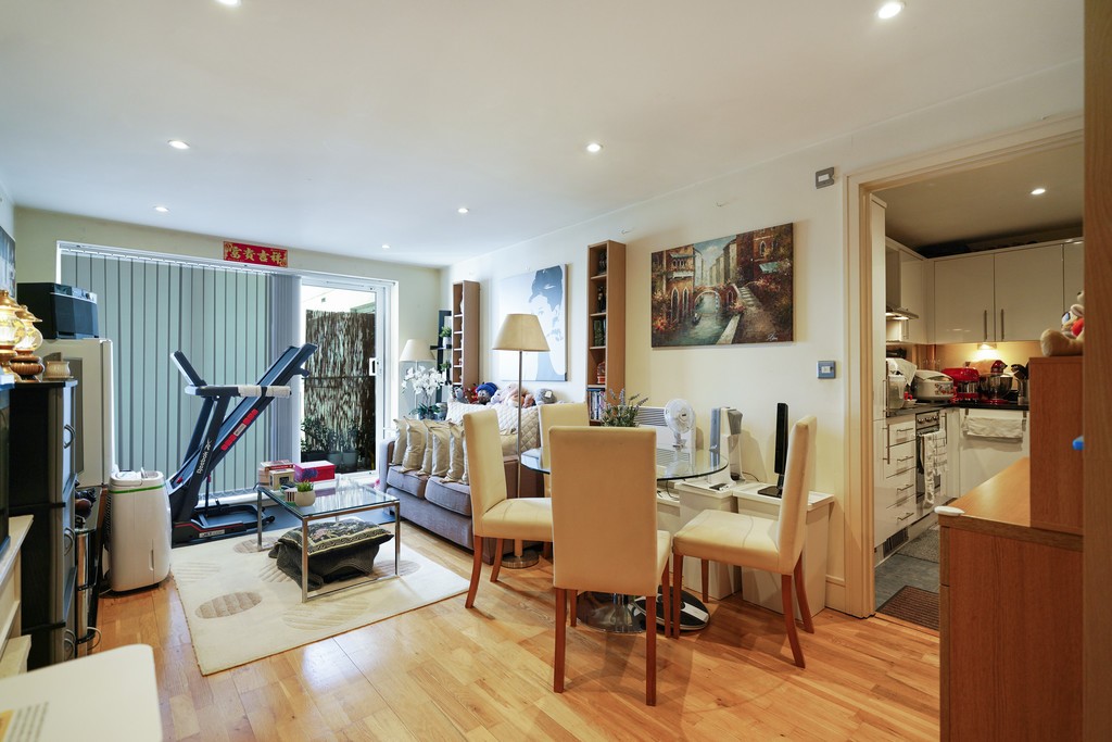 Images for 193 - 197 Long Lane Bermondsey London SE1 4PD EAID:3f40363ad7e221028e9eb5ef1708ea31 BID:1