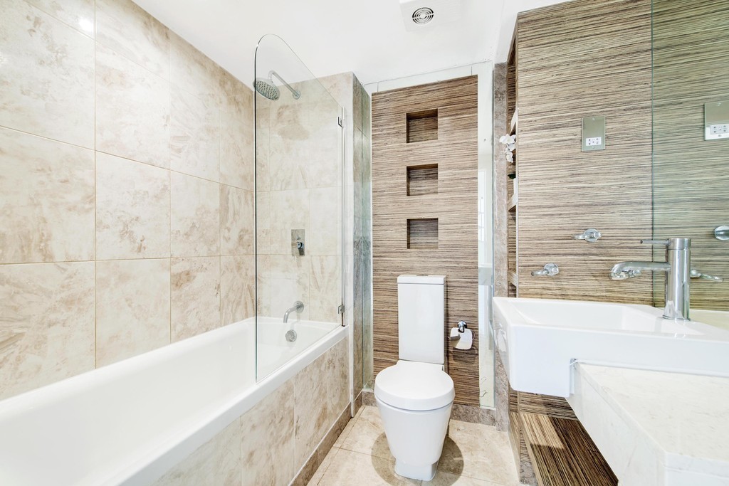 Images for CITY TOWER LIMEHARBOUR E14 9LU EAID:3f40363ad7e221028e9eb5ef1708ea31 BID:1