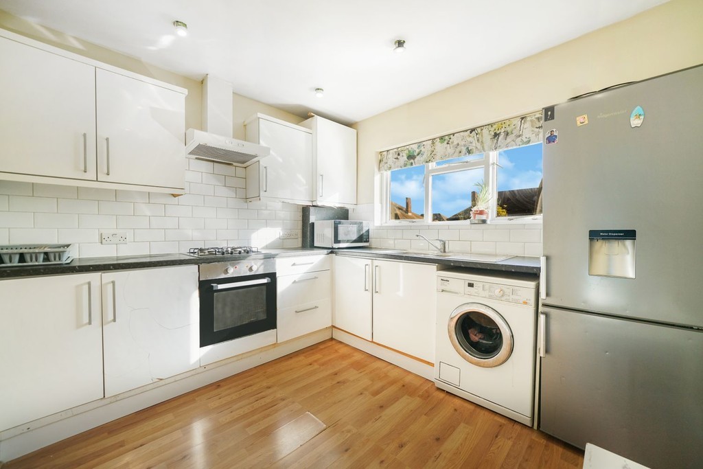 Images for Frederick Crescent Enfield London EN3 7HH EAID:3f40363ad7e221028e9eb5ef1708ea31 BID:1