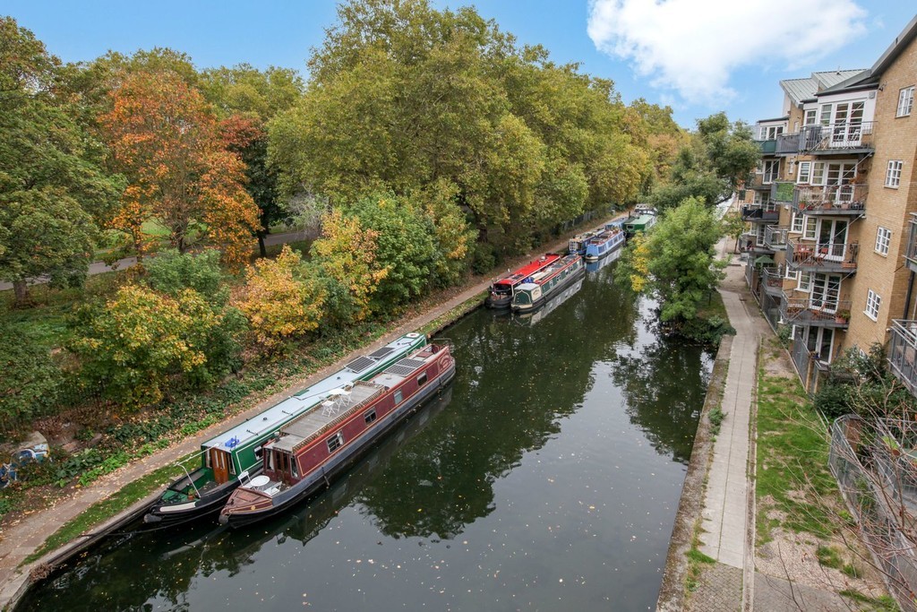 Images for Gatehouse Gunmakers Lane London E3 5PE EAID:3f40363ad7e221028e9eb5ef1708ea31 BID:1