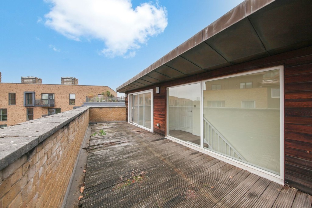 Images for Gatehouse Gunmakers Lane London E3 5PE EAID:3f40363ad7e221028e9eb5ef1708ea31 BID:1