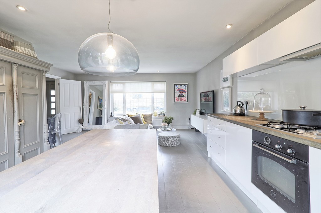 Images for Chelmsford Road Hatfield Heath Bishops Stortford CM22 7BD EAID:3f40363ad7e221028e9eb5ef1708ea31 BID:1