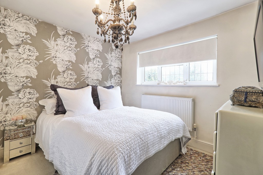 Images for Chelmsford Road Hatfield Heath Bishops Stortford CM22 7BD EAID:3f40363ad7e221028e9eb5ef1708ea31 BID:1