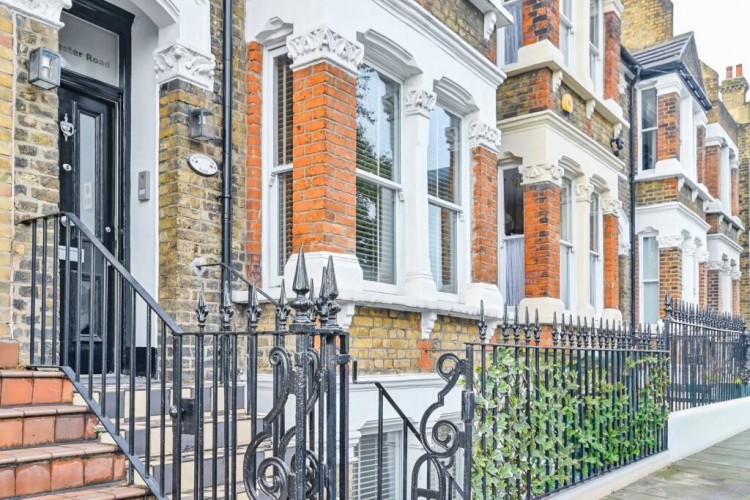 MANCHESTER ROAD E14 3NU - EAID:3f40363ad7e221028e9eb5ef1708ea31, BID:1