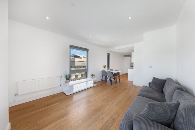 Howe House Woolwich Central 20 Love Lane London SE18 6HW - EAID:3f40363ad7e221028e9eb5ef1708ea31, BID:1